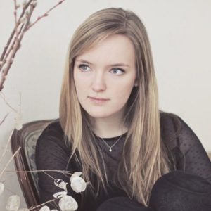 Sarah Troy-singer-songwriter-Berklee College of Music-artist